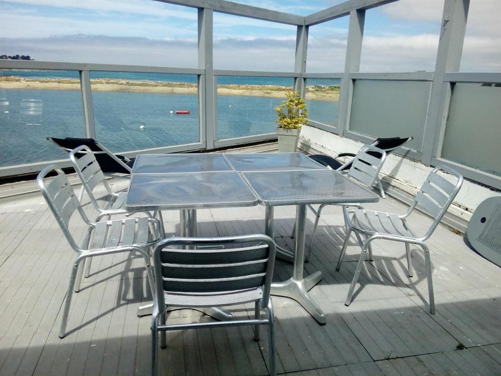 Апартаменты La Presqu' Ile Du Lenn Face A La Mer Луаннек Экстерьер фото